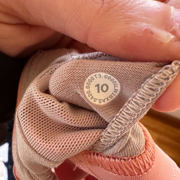 Lululemon Ride and Reflect Bra - Picture 5 of 5